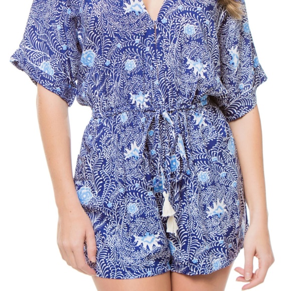 beachgold Other - 🌈❤️🍀CLOSET CLOSING
NWOT Blue batik print romper